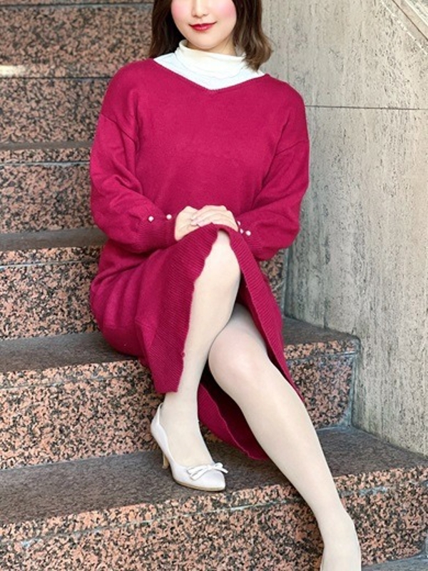 目黒りん(24)