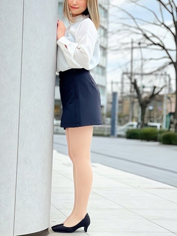 加藤つむぎ(30)