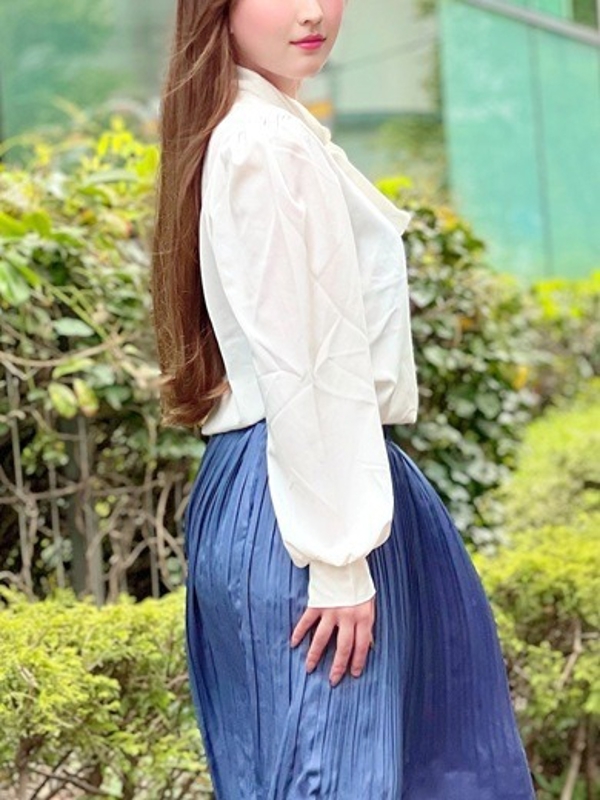 峰岸ゆり(36)
