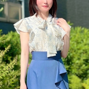 小室えりこ