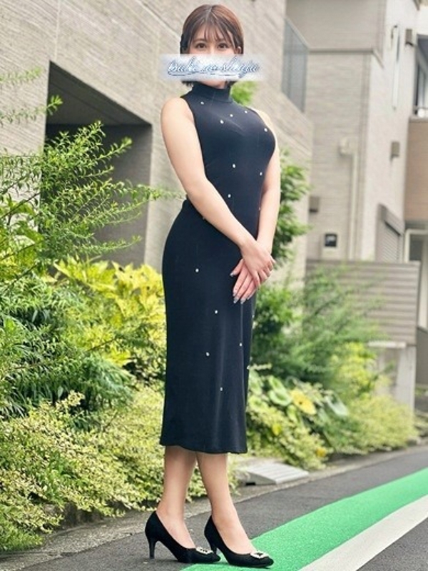 篠崎みわ(36)