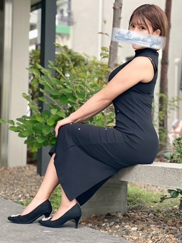 篠崎みわ(36)