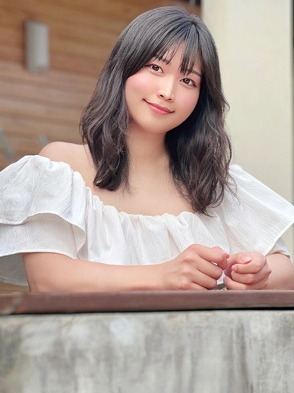 金井れみ(27)