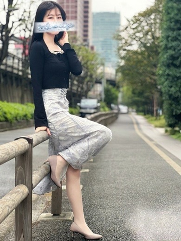 椎名みなみ(25)