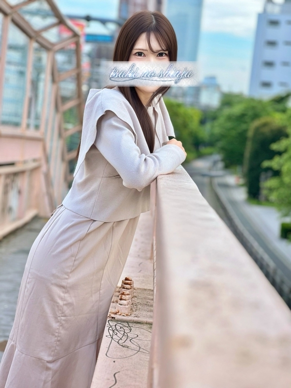 遠藤かれん(35)