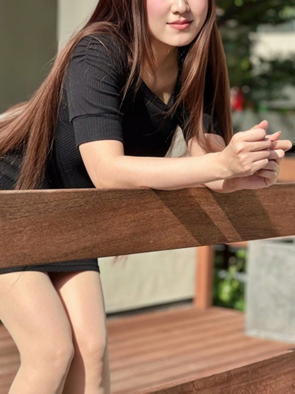 今野ことみ(32)