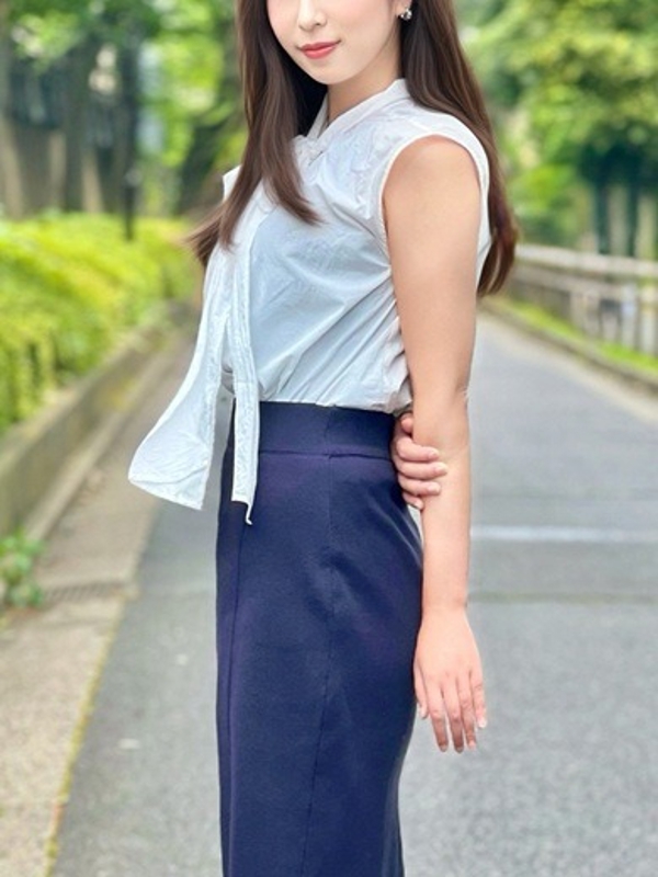 安藤みな(33)