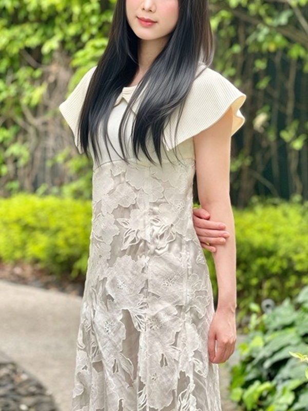 藤枝うたの(34)