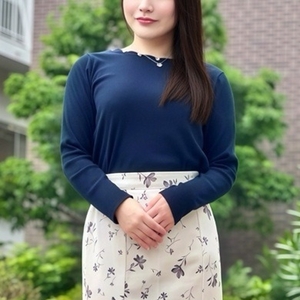 秋山くみ