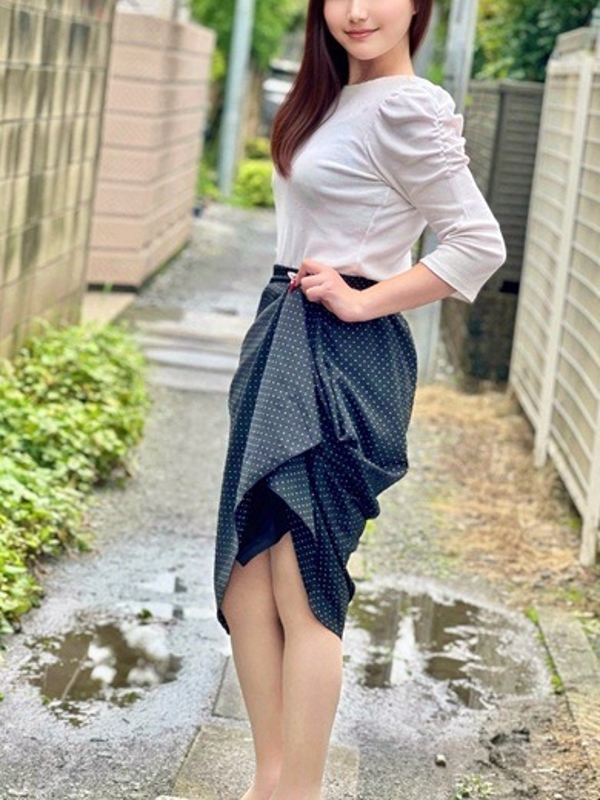 中西りみ(28)