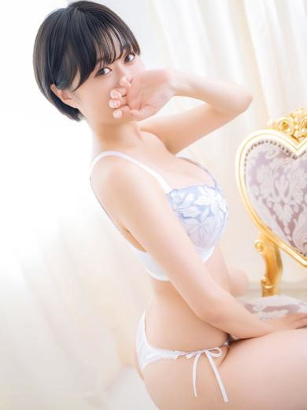 あい(28)