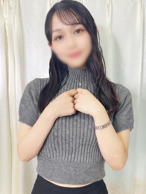 れいな(24)