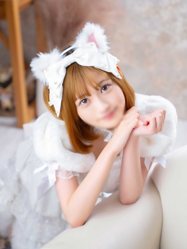 りな(19)