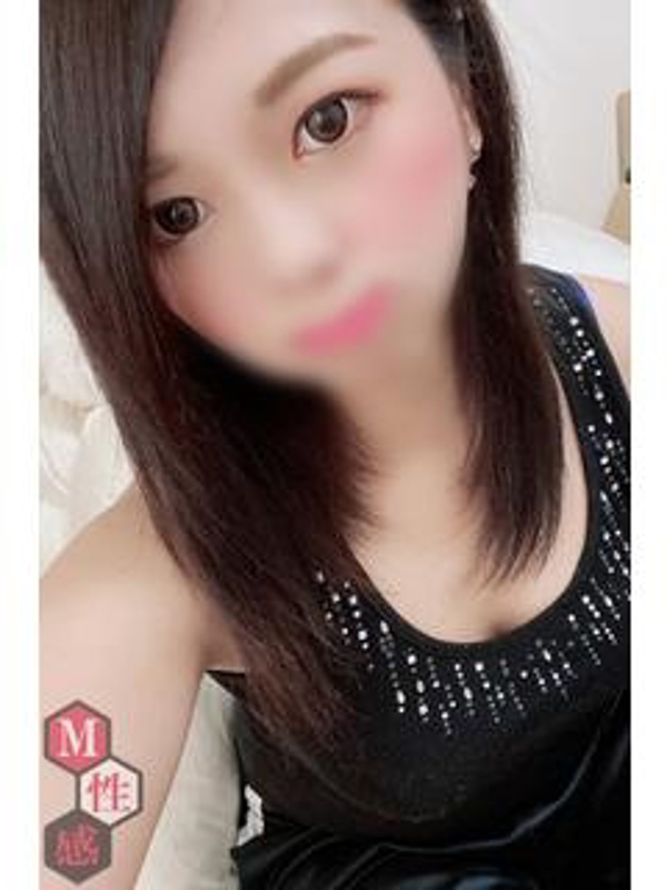 あや(26)