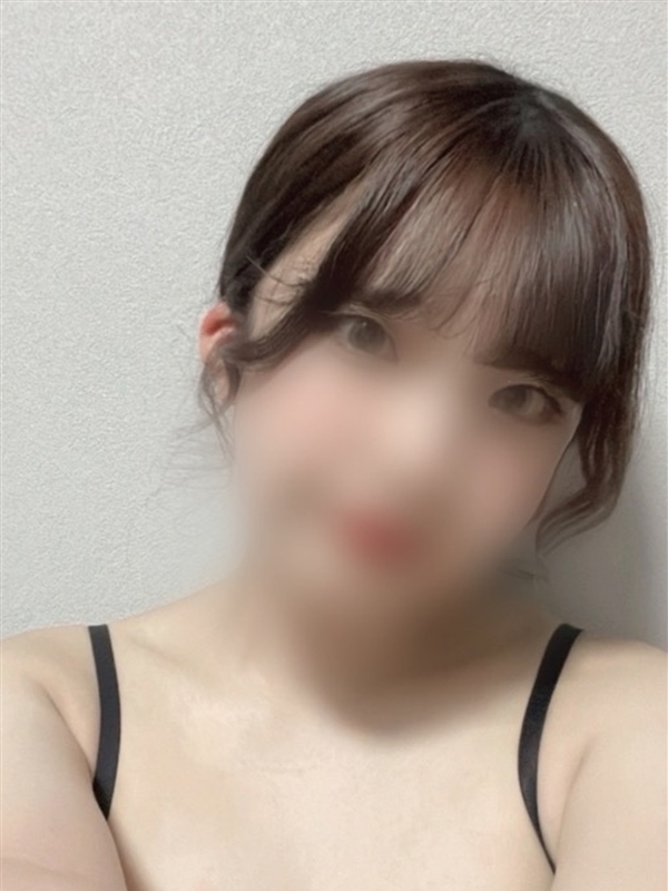 うい(24)