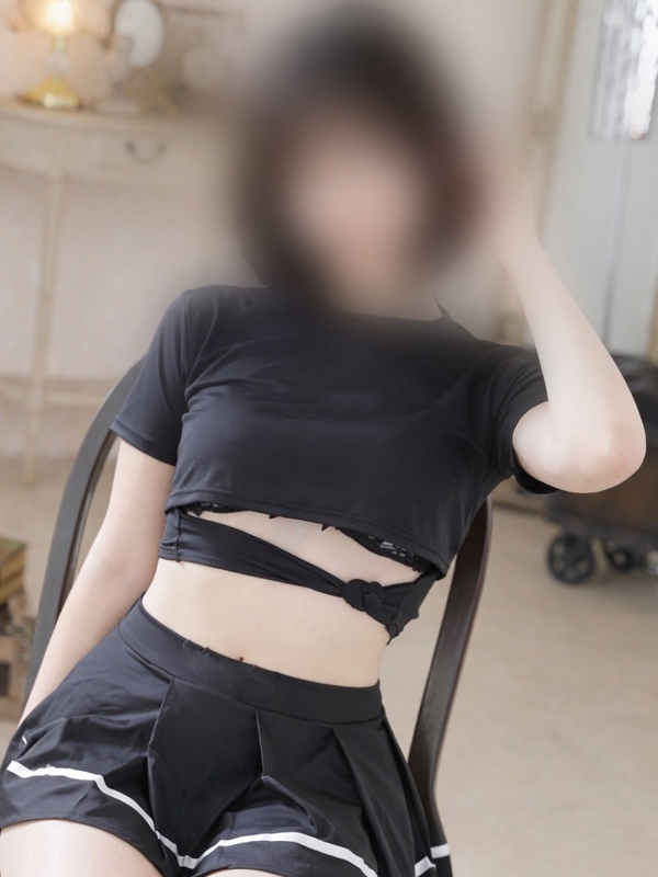 ツバサ(28)
