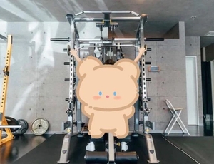 筋トレ女子
