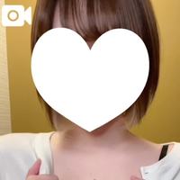 髪色違うけど…