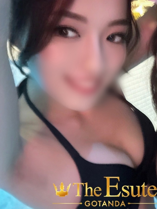 あきな(25)