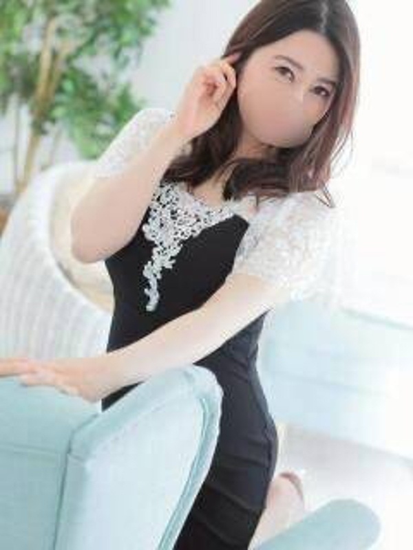 桐島あんな(35)