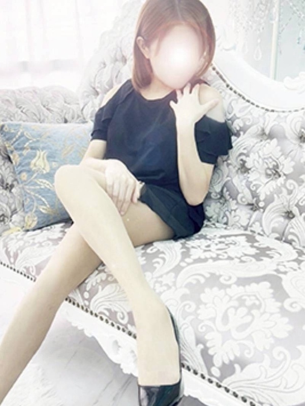 足コキ淫乱痴女・鮎川紗季(38)