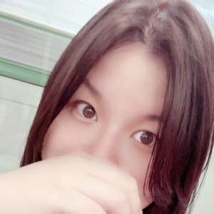 清楚系変態痴女・宮園かのん