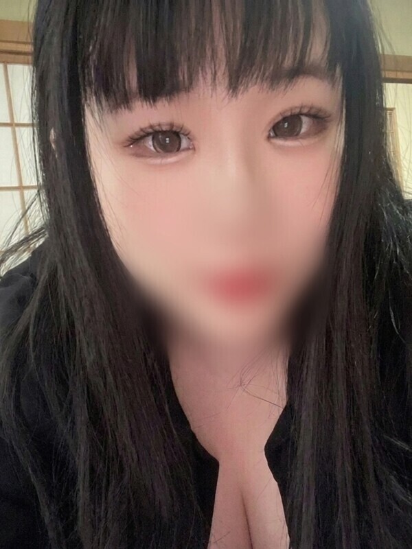 Jカップ痴女・西崎あみな(24)