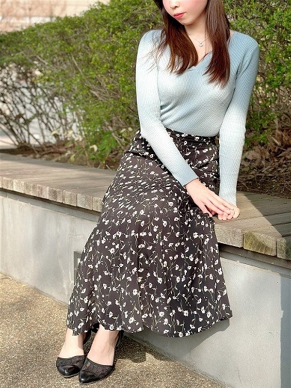 水越ゆりあ(30)