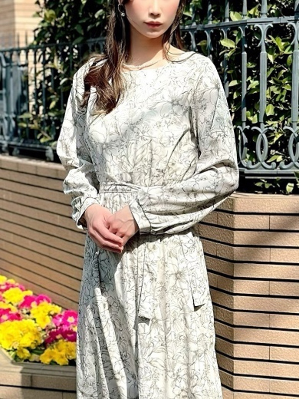 城咲つばき(32)
