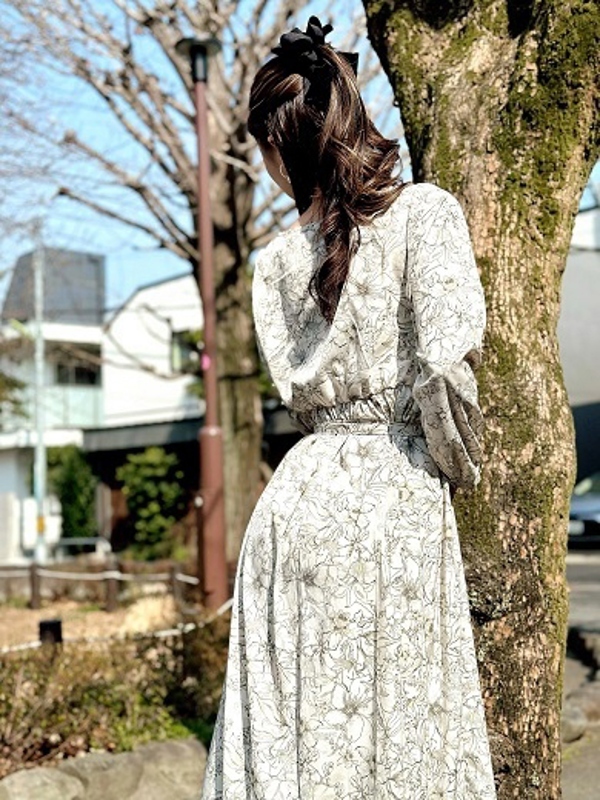 城咲つばき(32)