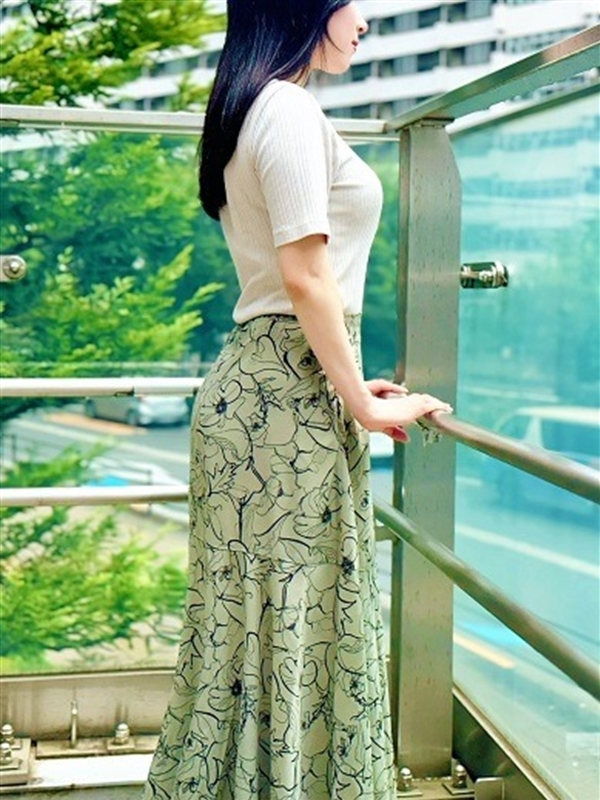 最上えり(32)