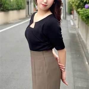 桜井あやな