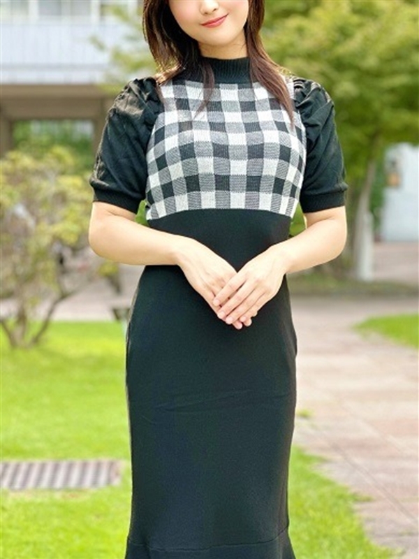川端ちひろ(34)