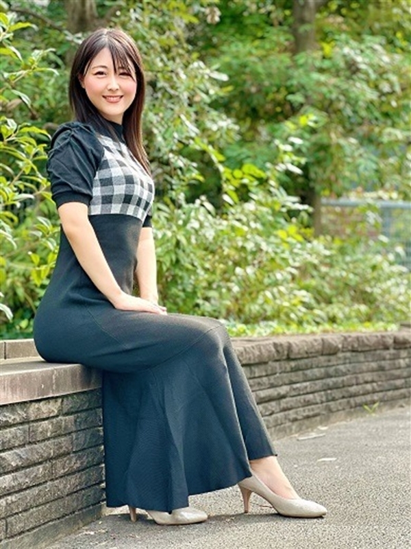 川端ちひろ(34)
