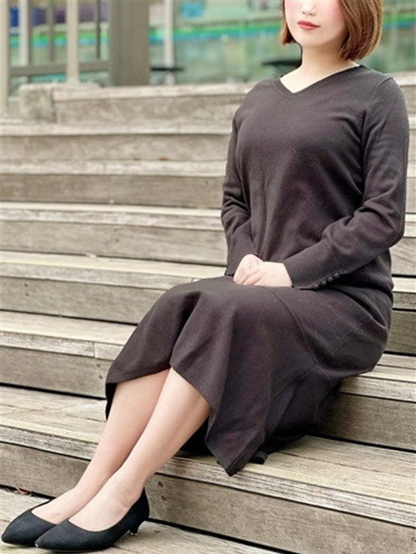 石川のぞみ(32)