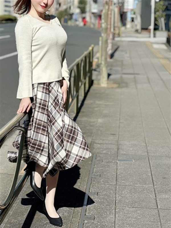 小倉なつみ(32)