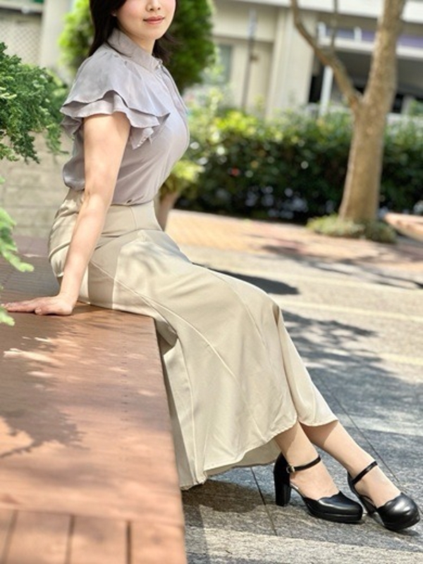 中川かなで(28)