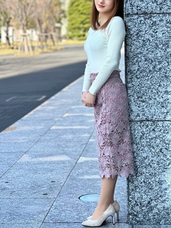 小栗さくら(27)