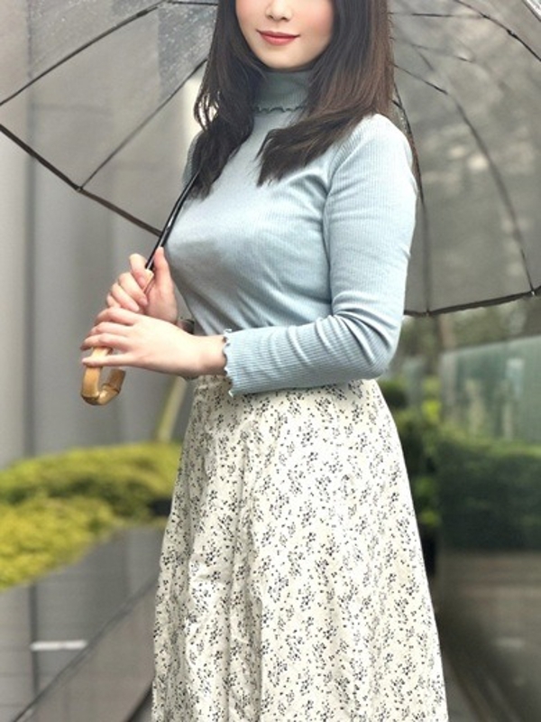 山田るい(42)