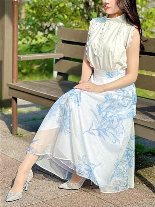 月野すみれ(28)