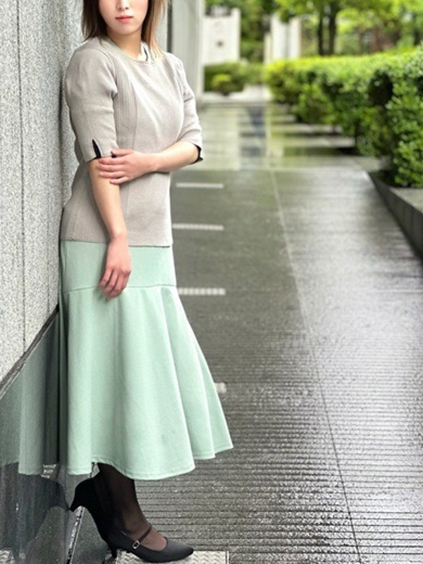 小泉さり(31)