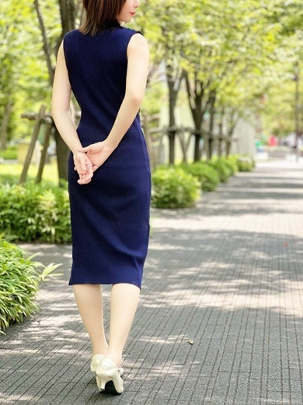 篠崎ゆいな(36)
