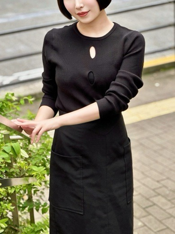 西崎とわ(33)