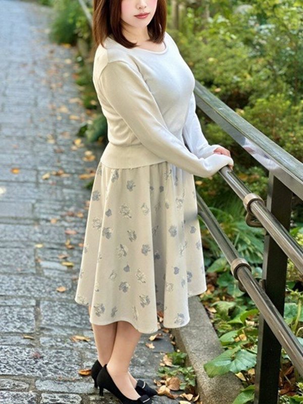 栗原あやか(36)