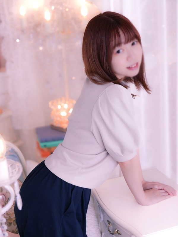 美波(22)