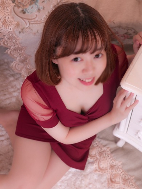 美波(22)