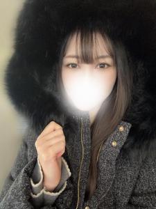 全身撫でられて…