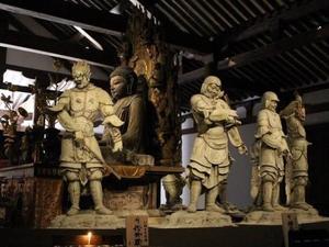 仏壇を売る方法を考える