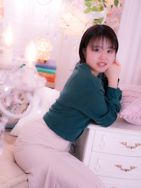 あすは(20)