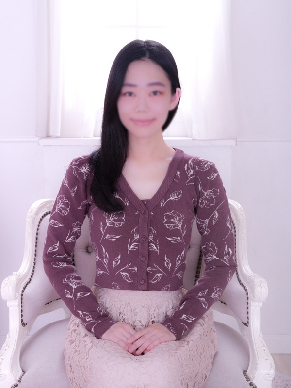 さや(24)
